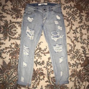 Brandy Melville Distressed Boyfriend Jeans